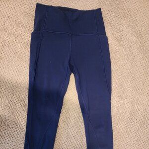 LuluLemon Navy Leggings Size 6